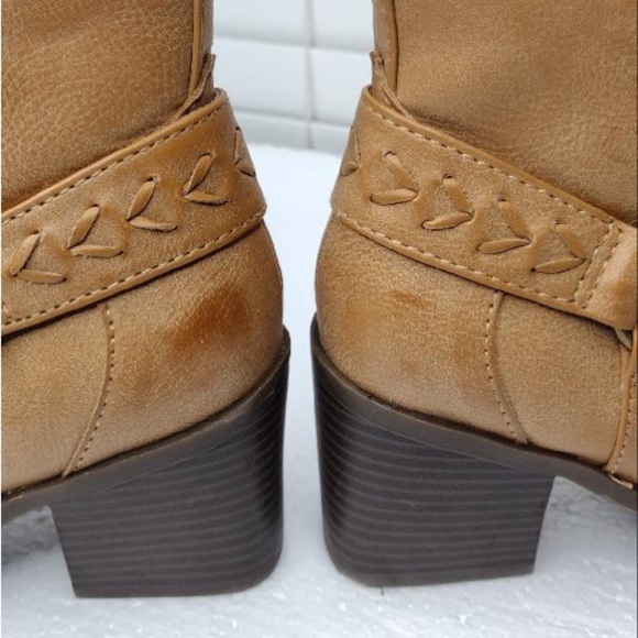 Frye and Co. Boho Embroidered Faux Leather Palma Stacked Heel Booties - Picture 11 of 16